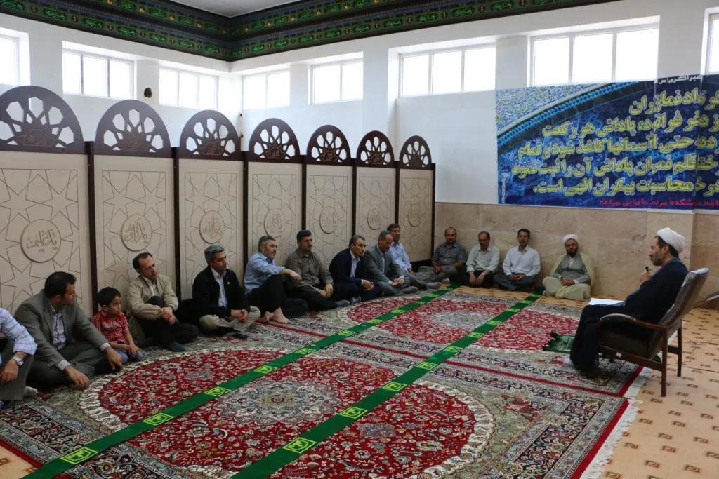 جلسه سخنرانی با محوریت "امام، جهاد علمی و اقتصاد مقاومتی" برگزار شد