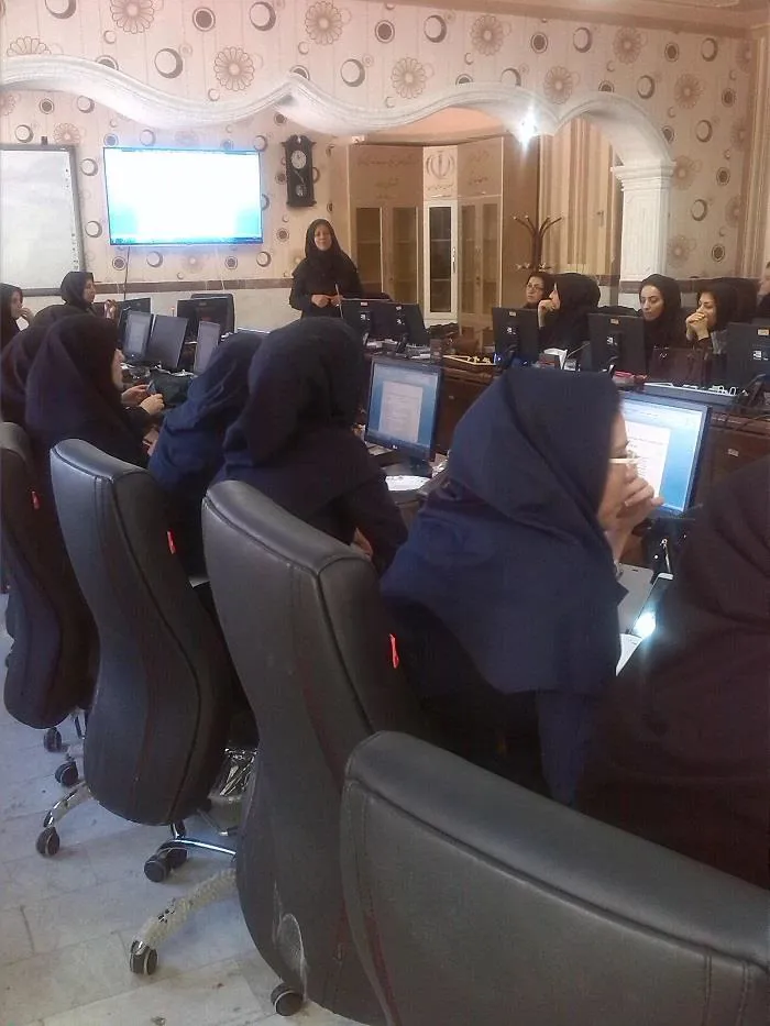 گروه آموزش وارتقای سلامت معاونت بهداشتی کارگاه آموزشی برای مربیان رابطین برگزار کرد 