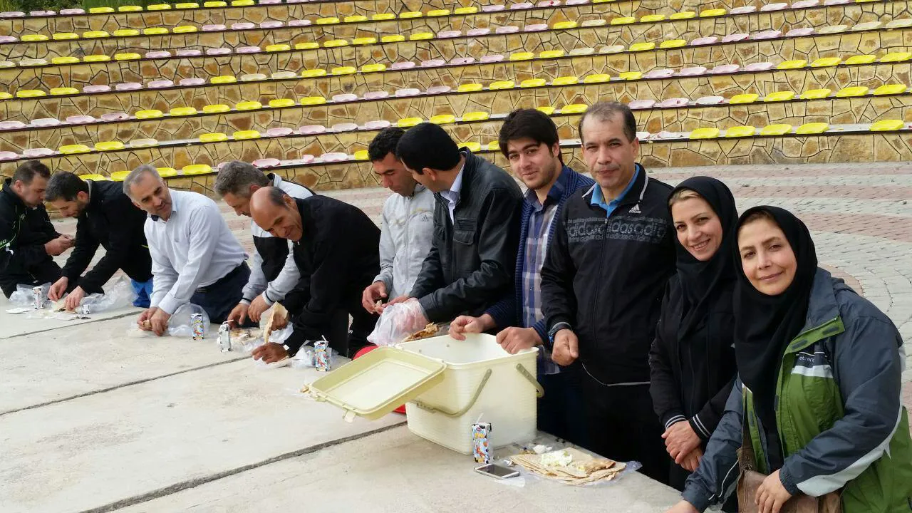 مدیریت غذا و دارو/ پیاده روی و صرف صبحانه سالم به مناسبت هفته جهانی غذای سالم