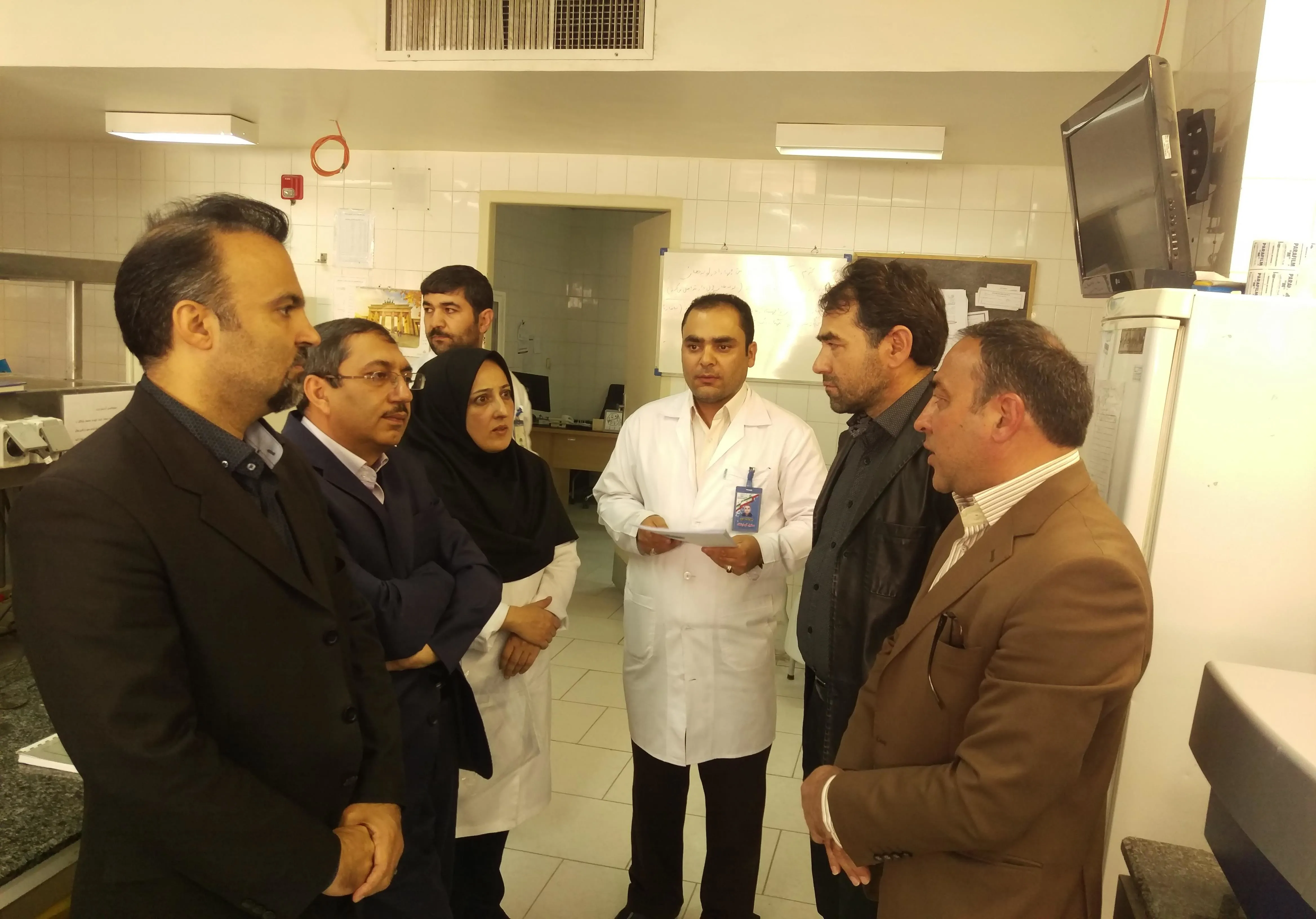 بازدید از واحد آزمایشگاه و طب انتقال خون بیمارستان حضرت امیرالمومنین (ع) 