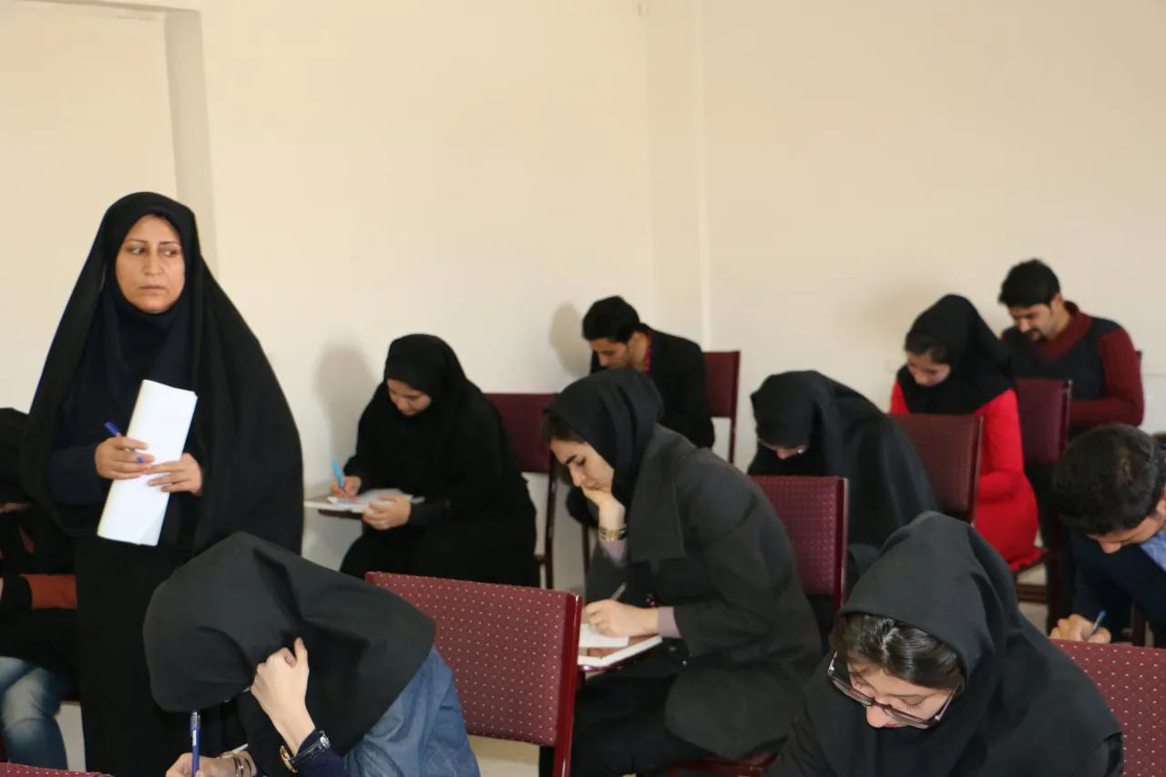 با همکاری ستاد شاهد و ایثارگر و کانون قرآن وعترت، مسابقه تفسیر سوره یوسف برگزار شد 
