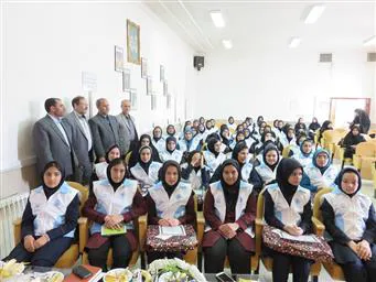 در سومین روز هفته سلامت/ همایش سفیران سلامت دانش آموزی در شهرستان مراغه برگزار شد