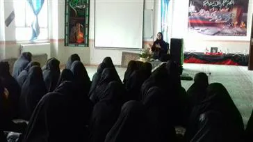 برگزاری جلسه آموزشی ویژه توانمند سازی سفیران سلامت جوانان برای طلاب حوزه علمیه خواهران فاطمه الزهرا شهرستان مراغه