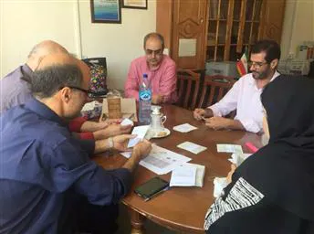 برگزاری اولین کمیته بررسی نسخ پزشکان عمومی و تجویز منطقی آنتی بیوتیک ها
