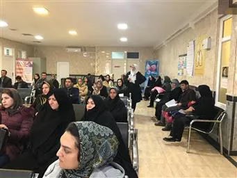 اجرای برنامه ی آموزش همگانی به مناسبت هفته جهانی ایدز