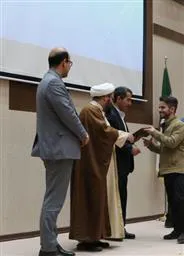  مراسم تجلیل از دانشجویان راه یافته دانشکده علوم پزشکی مراغه به مرحله کشوری جشنواره دانشجوی نمونه برگزار شد
