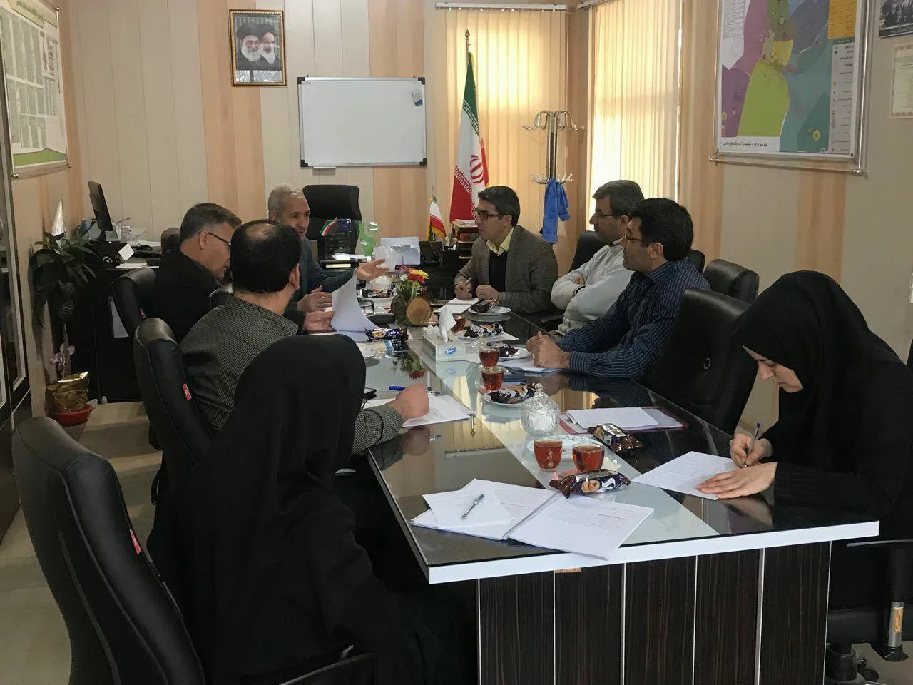 برگزاری آخرین کمیته برنامه پزشک خانواده و بیمه روستایی شهرستان مراغه در سال 97