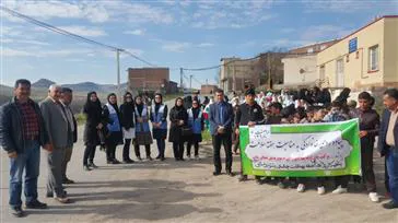 پیاده روی خانوادگی در روستای چکان مراغه برگزار گردید 