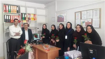 تقدیر از همکاران واحد مدیریت اطلاعات سلامت