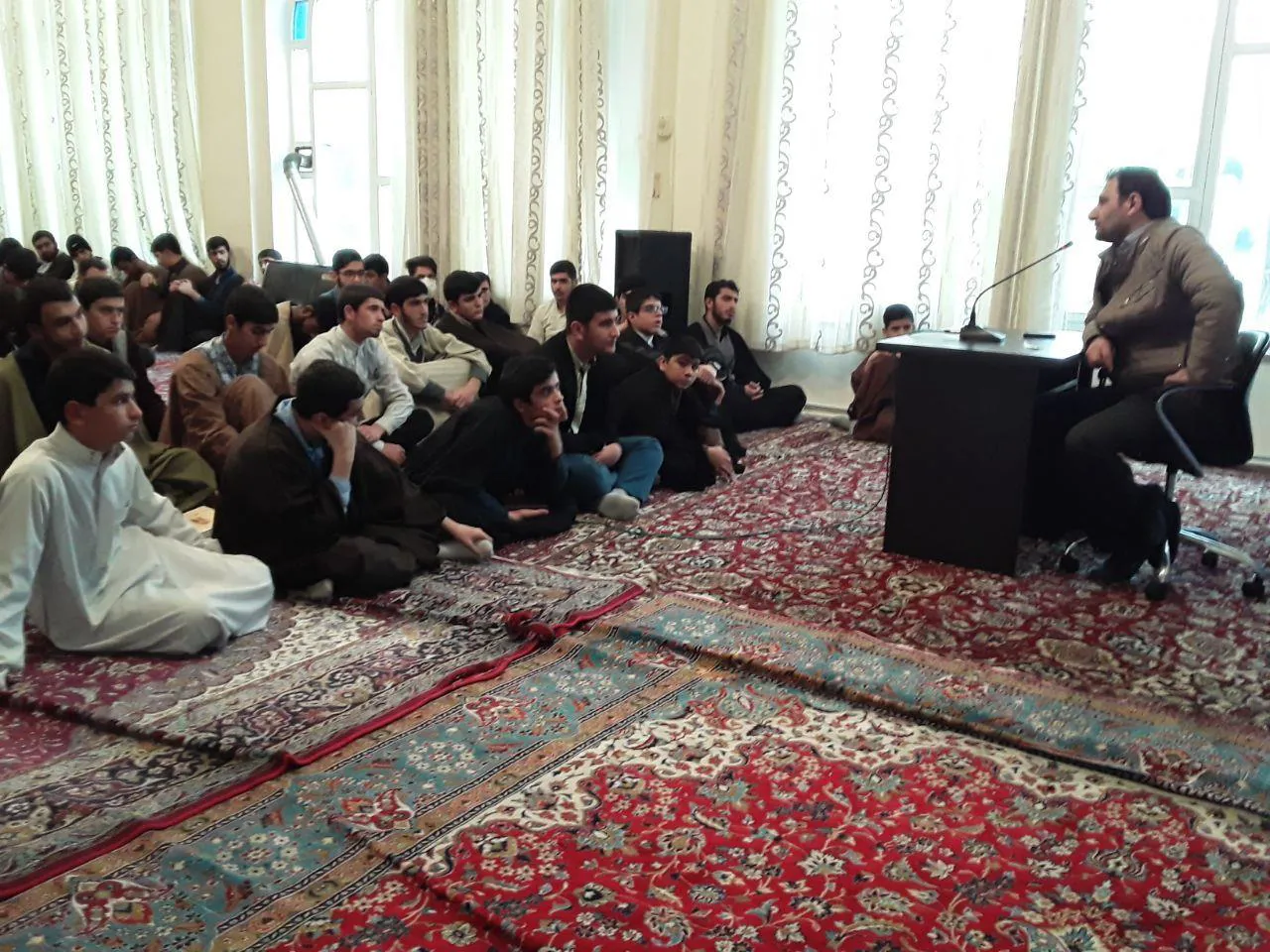 جلسه آموزشی برای 250 نفر از طلاب شهرستان مراغه برگزار گردید 