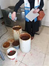 از یکی از فروشگاه های شهرستان مراغه یک تن مواد غذائی فاسد و تاریخ گذشته ضبط شد.