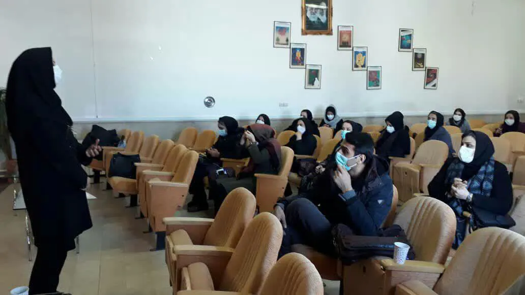 برگزاری جلسه آموزشی با موضوع مراقبتهای آغوشی مادر و نوزاد