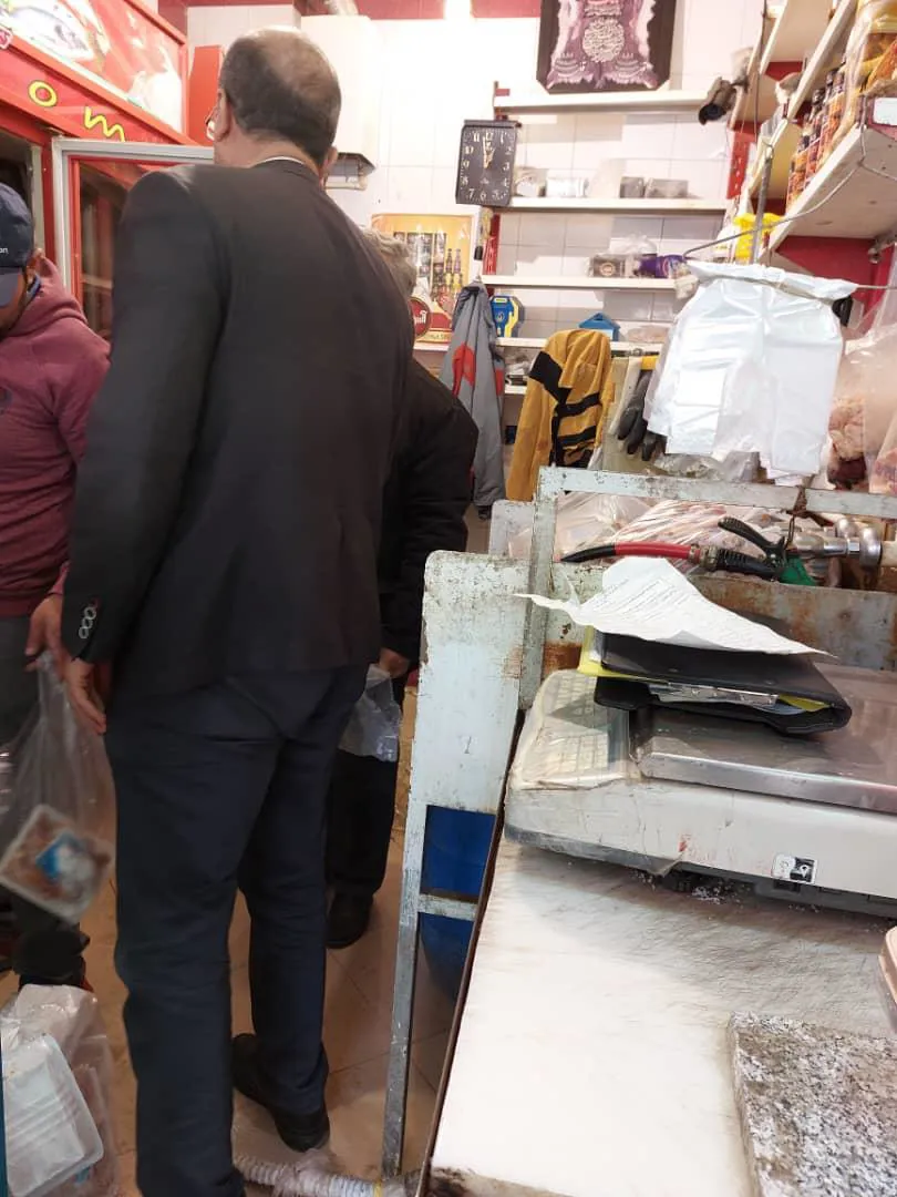 180 کیلوگرم مرغ و پای مرغ فاسد ضبط شد