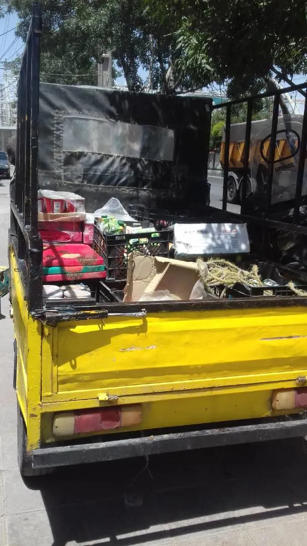 ضبط و توقیف 300 کیلوگرم مواد غذائی فاسد و غیر فابل مصرف