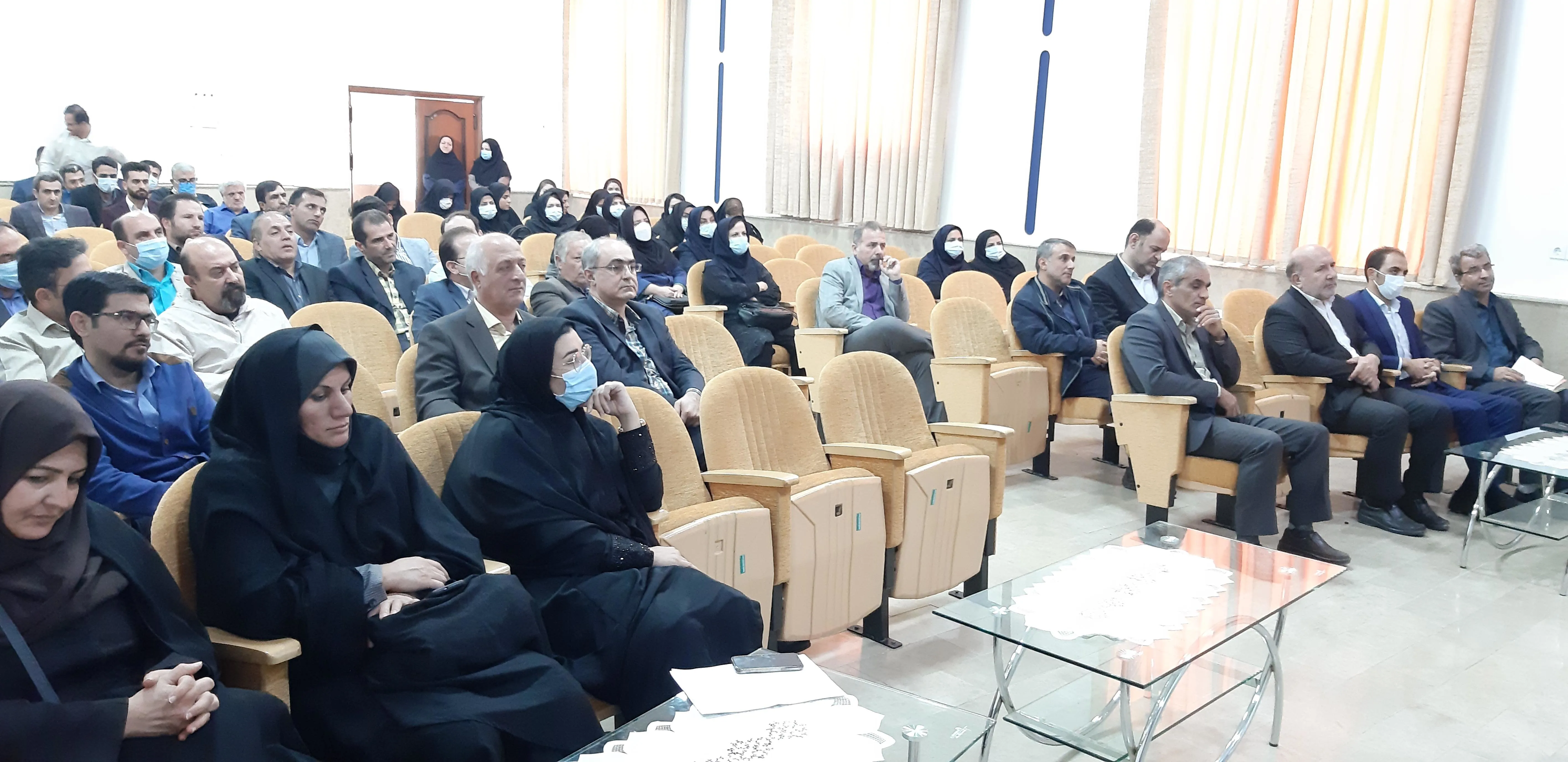 دکتر عبداله نژاد تکریم و دکتر حق گشائی به عنوان سرپرست معاونت بهداشتی دانشکده علوم پزشکی مراغه معرفی شد 