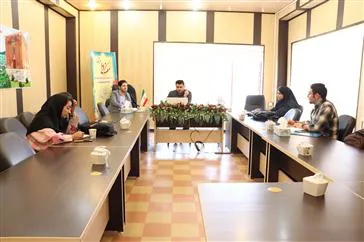اولین جلسه ی آشنایی همتایاران سلامت روان با فعالیت های مشاوره‌ای