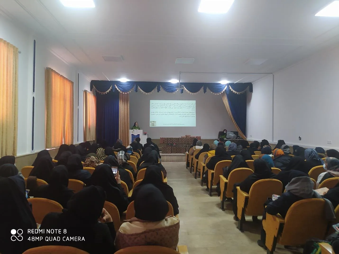 برگزاری جلسه آموزشی برای رابطین و داوطلبین سلامت مراکز بهداشتی 