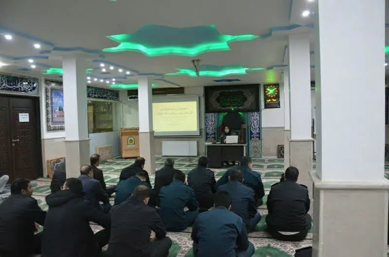 کارگاه راهنمای اقدام برای مداخله کنندگان اولیه در صحنه خودکشی در سال1401
