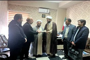 تجلیل از امامان و فعالین امر به معروف و نهی از منکر در دانشکده علوم پزشکی مراغه 