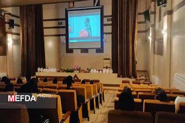 اکران فیلم سینمایی "غریب" در دانشکده علوم پزشکی مراغه