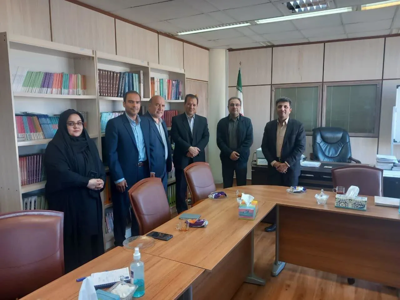 جلسه مشترک معاونت آموزشی و مرکز تحقیقات گیاهان دارویی با دانشکده طب سنتی دانشگاه علوم پزشکی تبریز