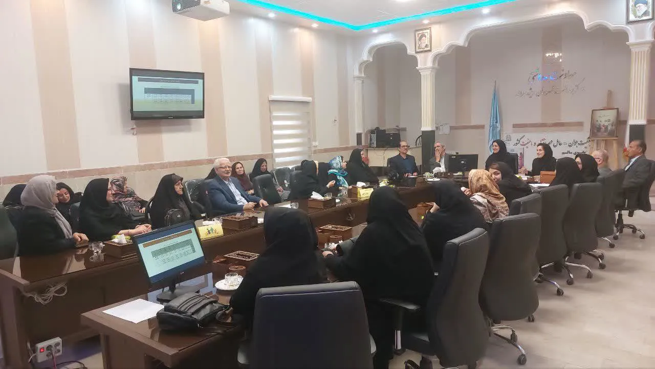 نشست بررسی شاخص‌های شهر دوستدار سالمند در معاونت بهداشتی مراغه برگزار شد