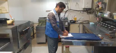 نظارت‌های بهداشتی در مراغه؛ کشف ۳۳۷۹ کیلوگرم مواد غذایی فاسد و معرفی واحدهای متخلف به مراجع قضایی