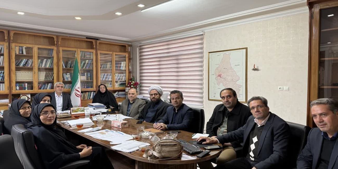 ارائه گزارش عملکرد شهرستان مراغه در وبینار استانی برنامه مدیریت محله‌محور